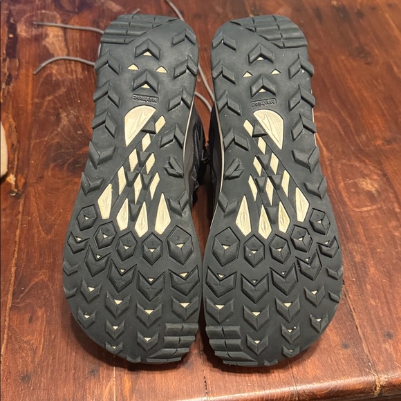 Altra Lone Peak All-Weather 2, Sz 10.5 - Picture 12 of 15